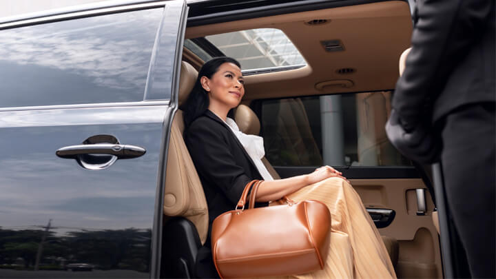 Luxury Limousine Services in Qatar