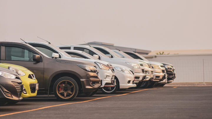 Monthly car rental Doha, Qatar