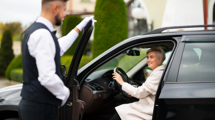 Comfortable and Luxurious Car Rental Experience